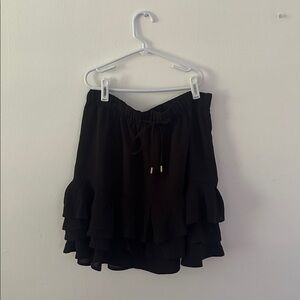 Banana Republic Elegant Black Skirt Ruffle Size 4